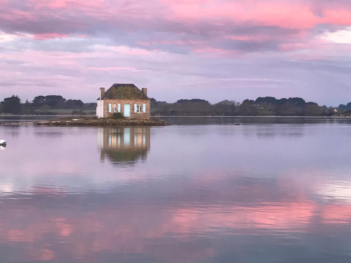 Pierre et mer au cœur de Saint Cado Belz Extérieur photo
