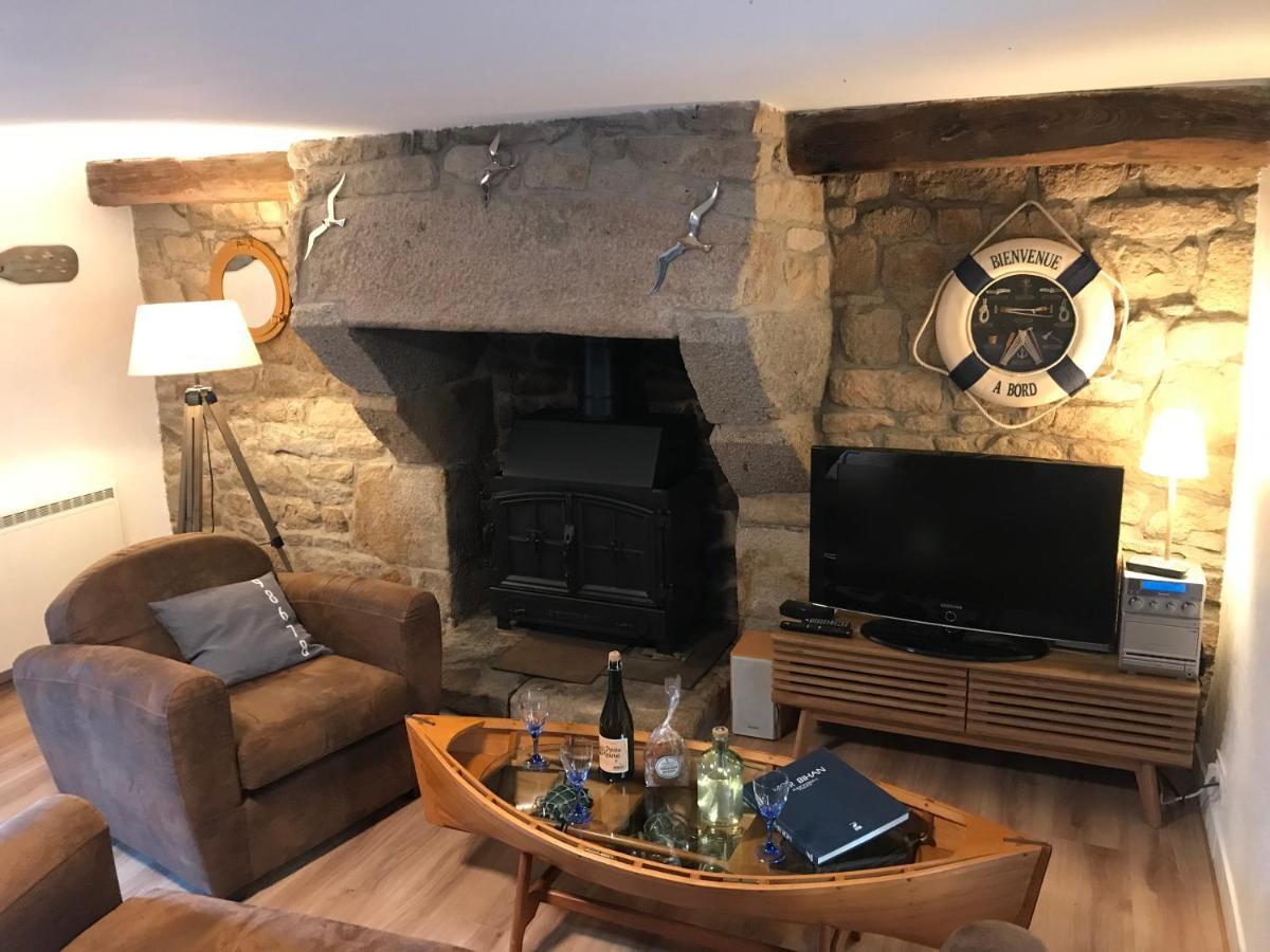 Pierre et mer au cœur de Saint Cado Belz Extérieur photo